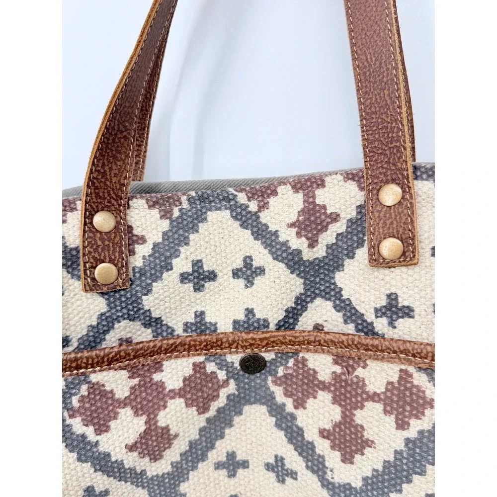 Myrha Large Tote‎ Festival Boho Y2K Upcycled Canvas Leather Brown White Summer